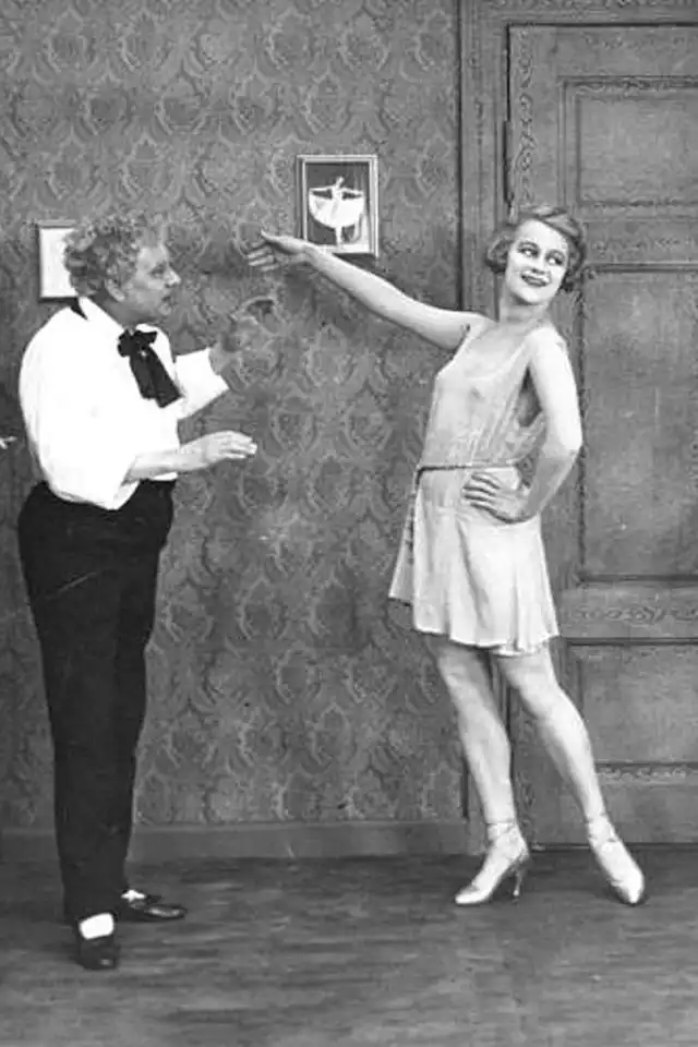 movie vertical poster fallback