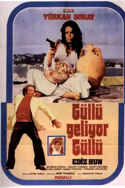 Güllü Geliyor Güllü